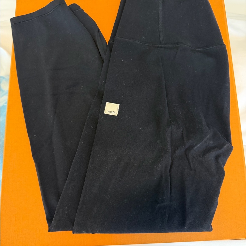 Vuori Black leggings